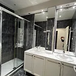 Apartament La Maison Du Pape Classe 3 Etoiles Bandol